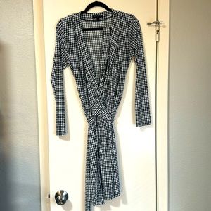 Banana Republic: Navy and White Wrap-Dress